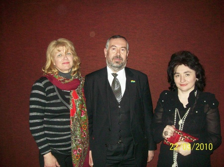 Марія Матіос  , В.П.Омельченко та  Т.Ф.Мелендес